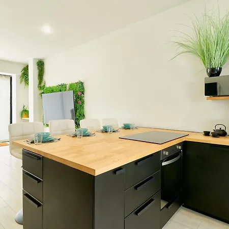Kosta Homes - Duplex Near The توريمولينوس