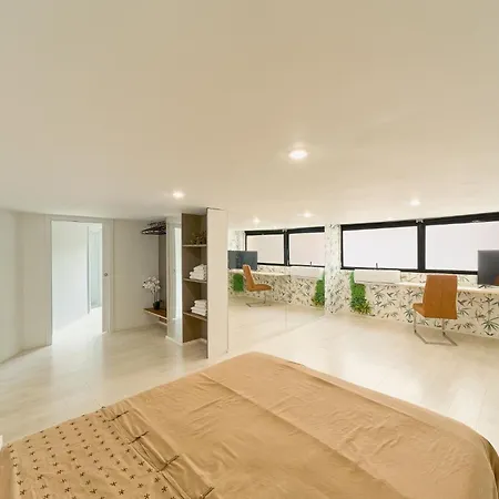 Kosta Homes - Duplex Near The * توريمولينوس